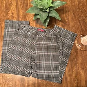 Women’s Size 3 Plaid Straight Leg Dress Pants
